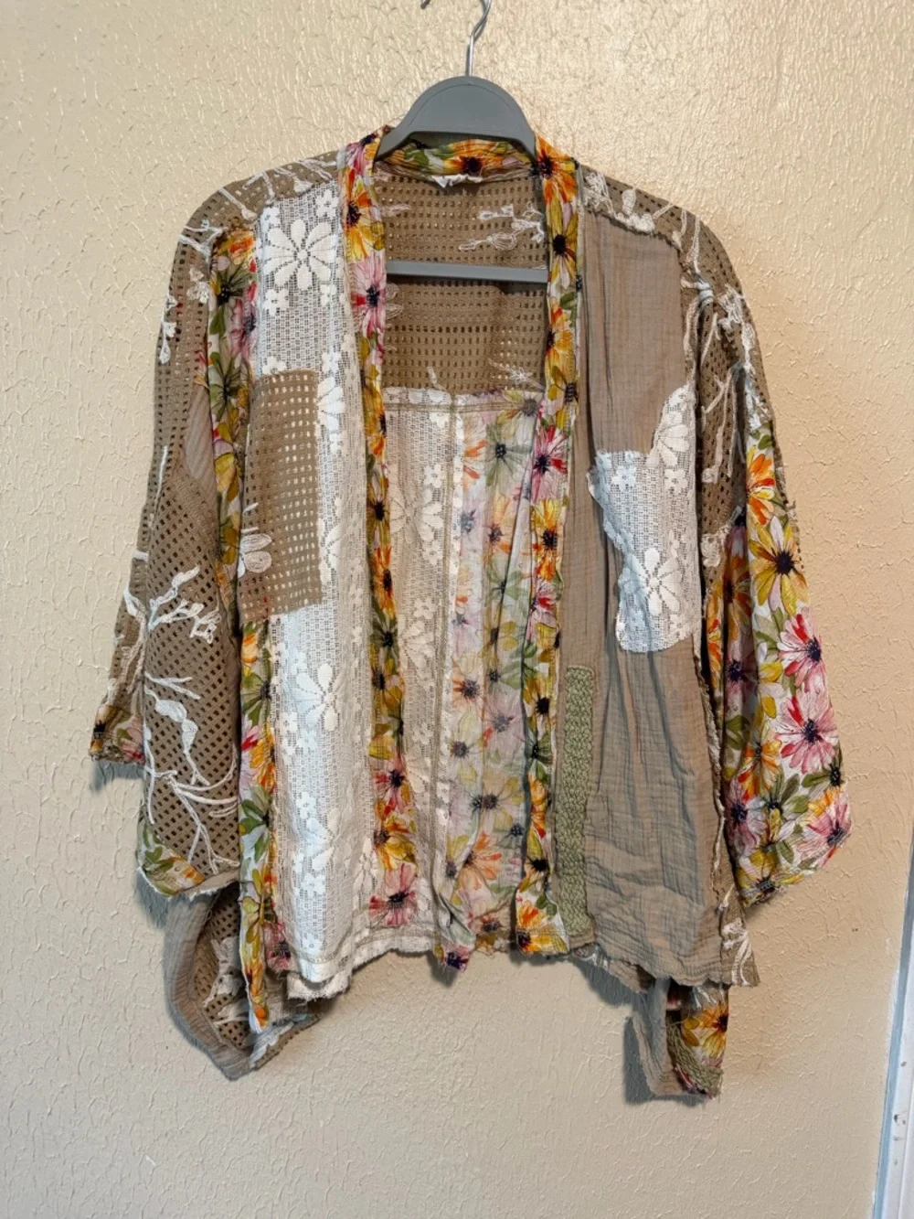 POL Floral Kimono Cardigan Floral‎ Embroidered Oversized Open Front Size Small